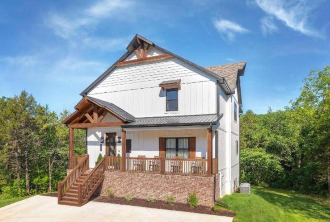 Premier Retreat With Hot Tub, Theater & Pool Table Villa Hollister Exterior photo