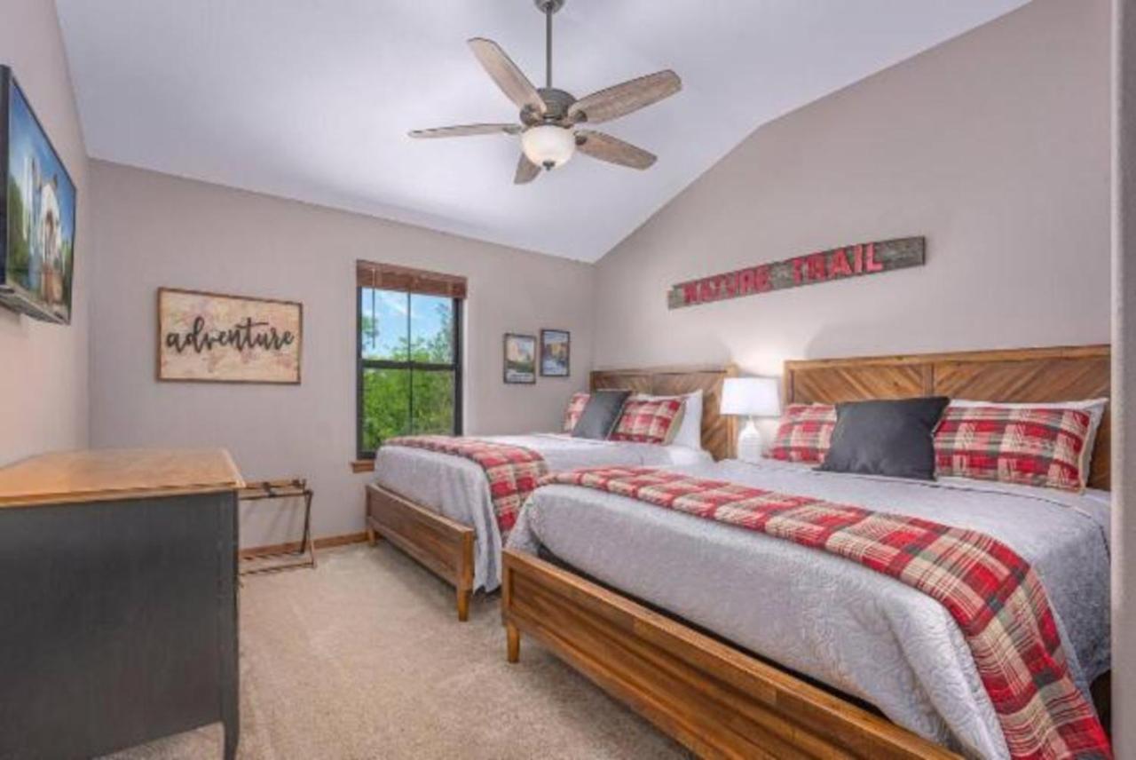 Premier Retreat With Hot Tub, Theater & Pool Table Villa Hollister Exterior photo